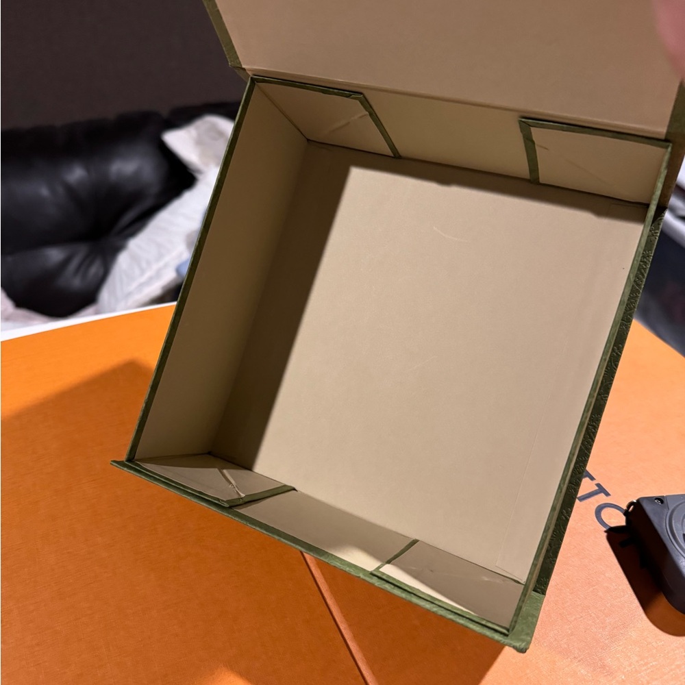 Gucci gift box - Picture 3 of 6